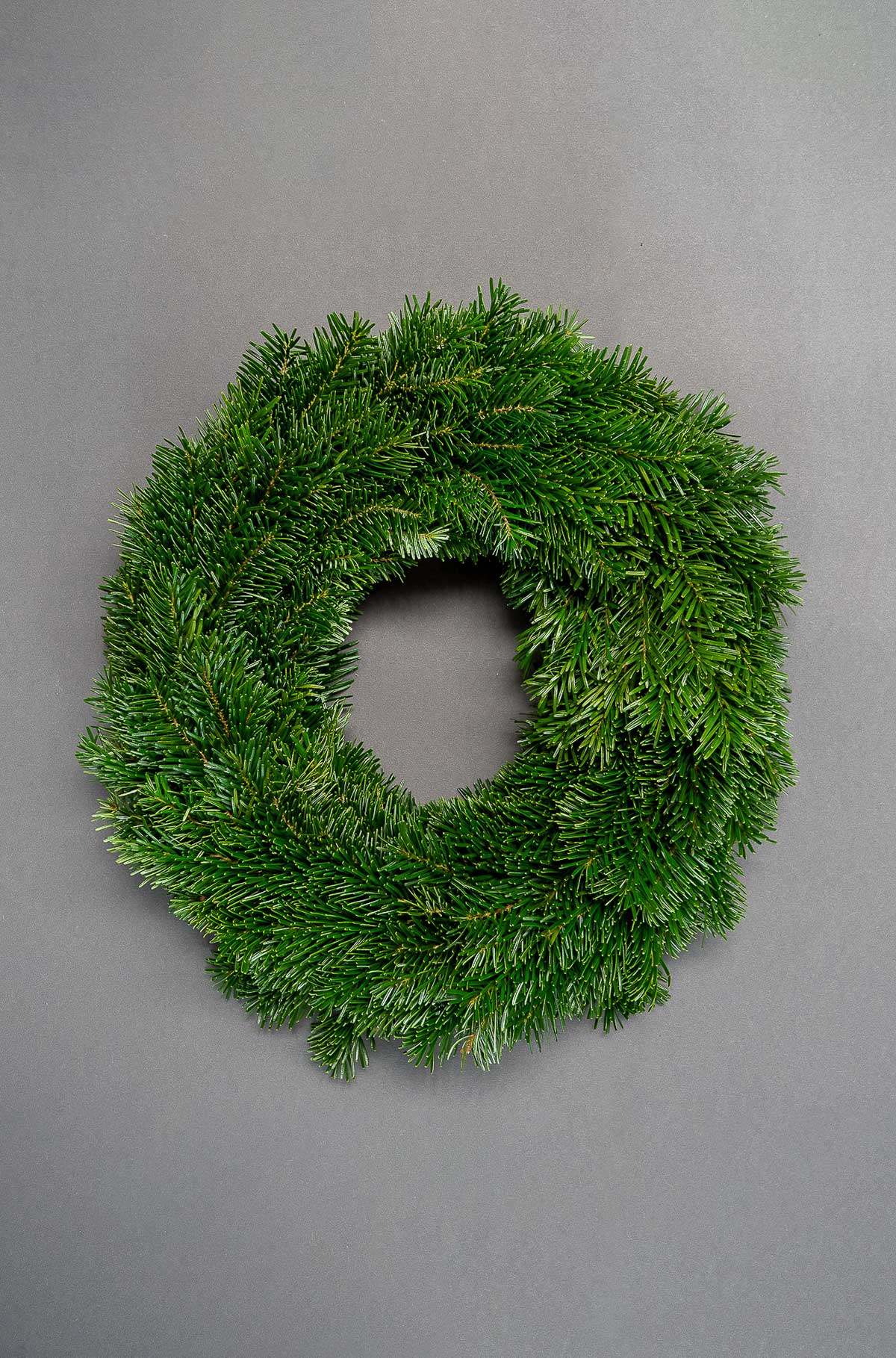 Tannenkranz - Tellerkranz Nordmanntanne - Adventskranz - einseitig gebunden - 100% natürlich